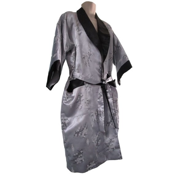 Asian Inspired Embroidered Dragon Reversible Black Gray Robe Men's L Thailand - Picture 3 of 16